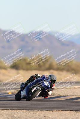 media/Dec-07-2025-CVMA (Sun) [[3e7d2de5dc]]/Race 16-Formula Middleweight/